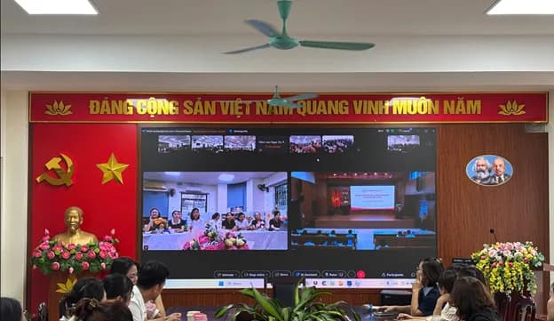 Đội ngũ Cán bộ - Giáo viên - Nhân viên Tiểu học Ngọc Hà tích cực tham gia bồi dưỡng Chính trị hè năm 2026